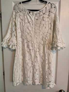 muse Floral Mini Dress in White Size 8